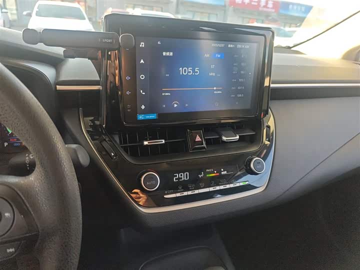 Фото 5 - Toyota Corolla