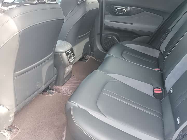 Фото 6 - GAC Trumpchi Empow R