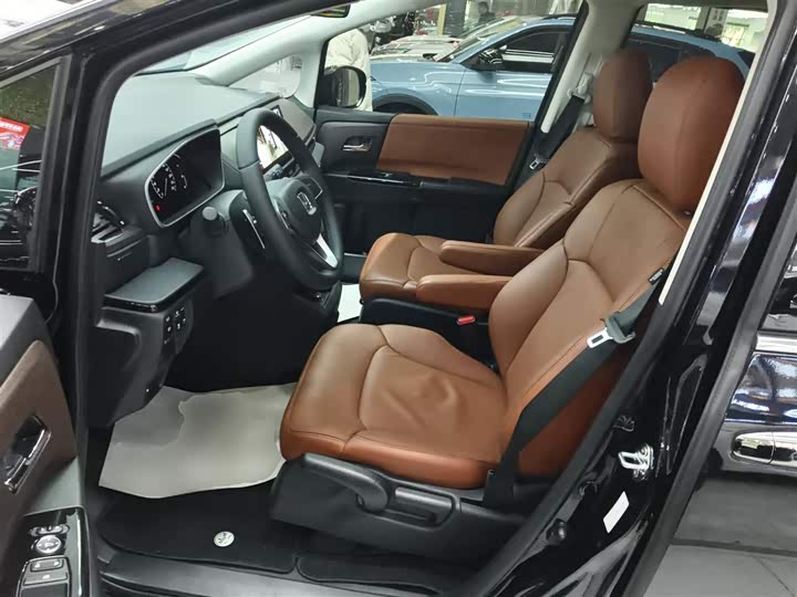 Фото 8 - Honda Odyssey