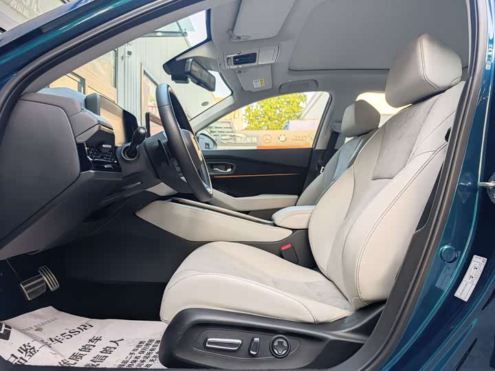 Фото 5 - Honda Accord Hybrid