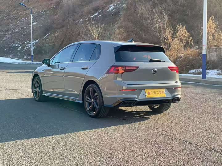 Фото 6 - Volkswagen Golf