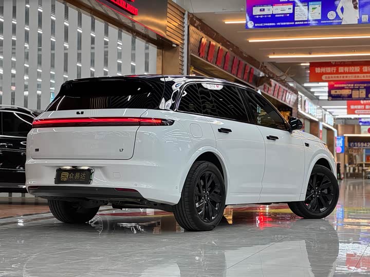 Фото 3 - LiXiang L7