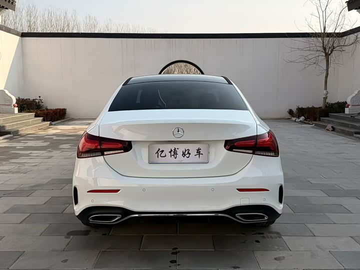 Фото 8 - Mercedes-Benz A-Class