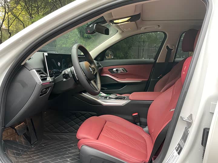 Фото 9 - BMW 3 Series