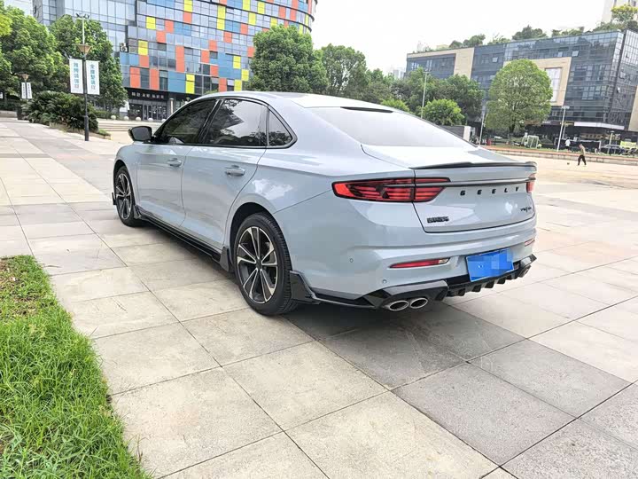 Фото 7 - Geely Preface