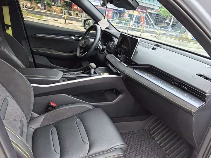 Фото 9 - Geely Preface