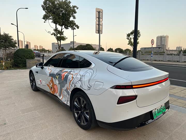 Фото 6 - XPeng P7