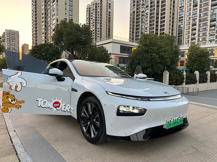 Фото 7 - XPeng P7