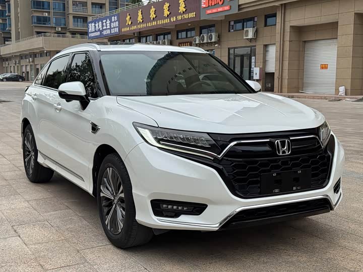 Фото 3 - Honda UR-V