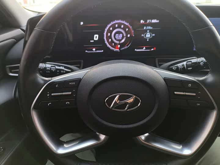 Фото 4 - Hyundai Elantra N line