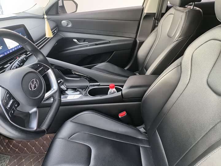 Фото 7 - Hyundai Elantra N line