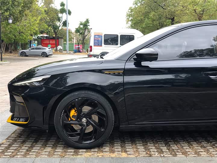 Фото 8 - MG Motor 6