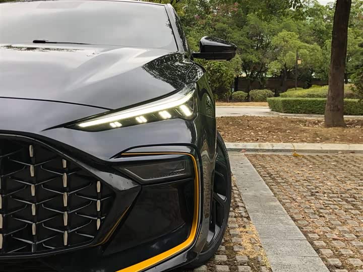 Фото 9 - MG Motor 6