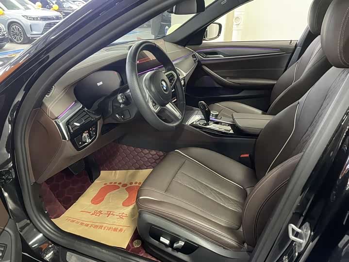 Фото 7 - BMW 5 Series