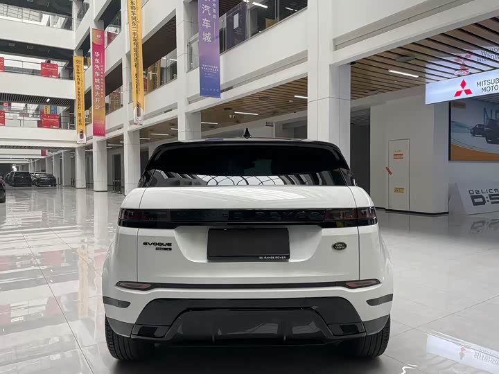 Фото 3 - Land Rover Range Rover Evoque L