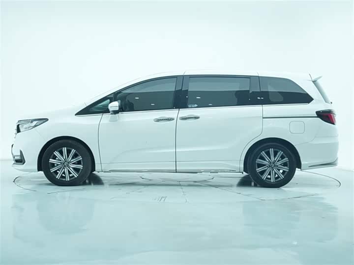 Фото 5 - Honda Odyssey