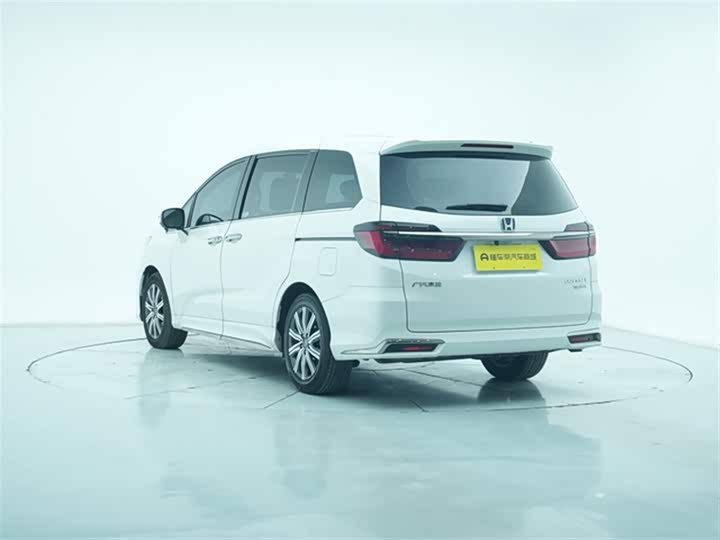 Фото 6 - Honda Odyssey