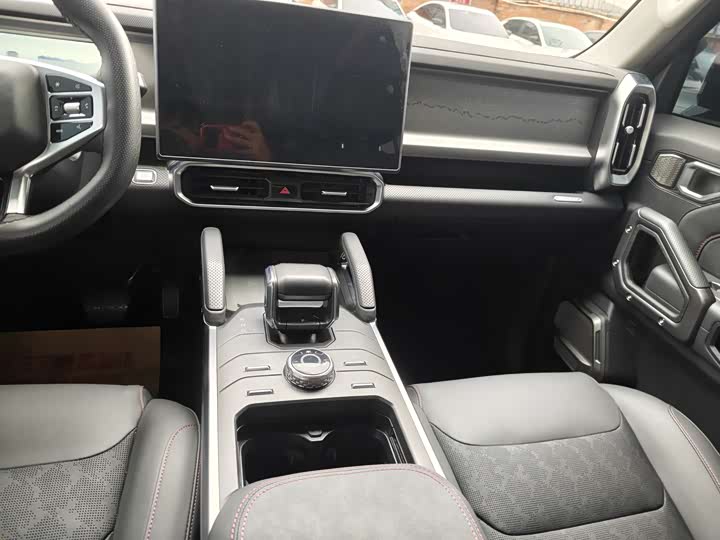 Фото 8 - Jetour T2