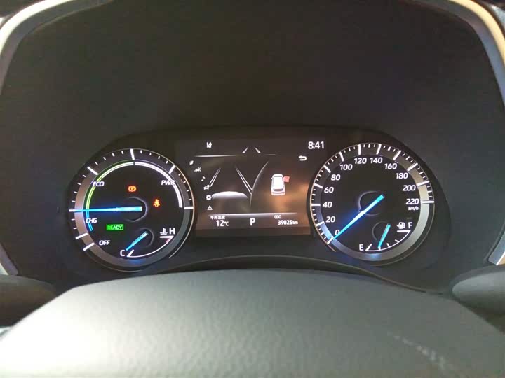 Фото 4 - Toyota Highlander