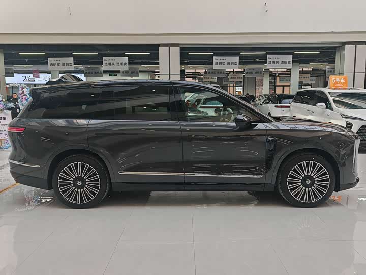 Фото 4 - Nio ES8