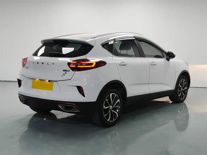 Фото 7 - Geely Emgrand GS