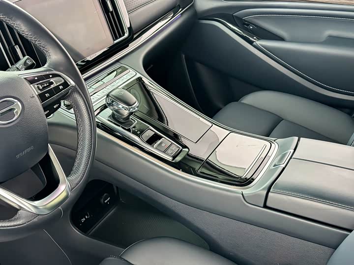 Фото 5 - GAC Trumpchi M8