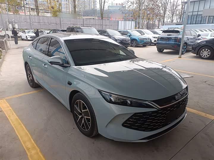 Фото 4 - BYD Qin L