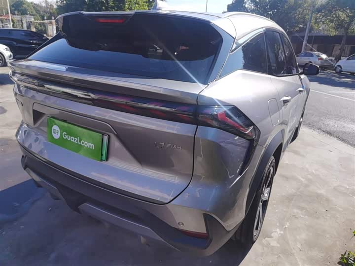 Фото 7 - Geely Galaxy L7