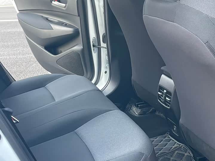 Фото 6 - Toyota Levin