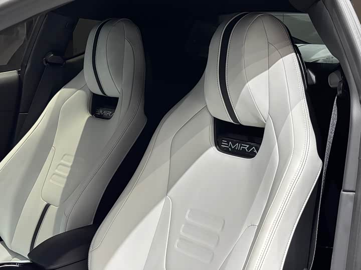 Фото 6 - Lotus Emira