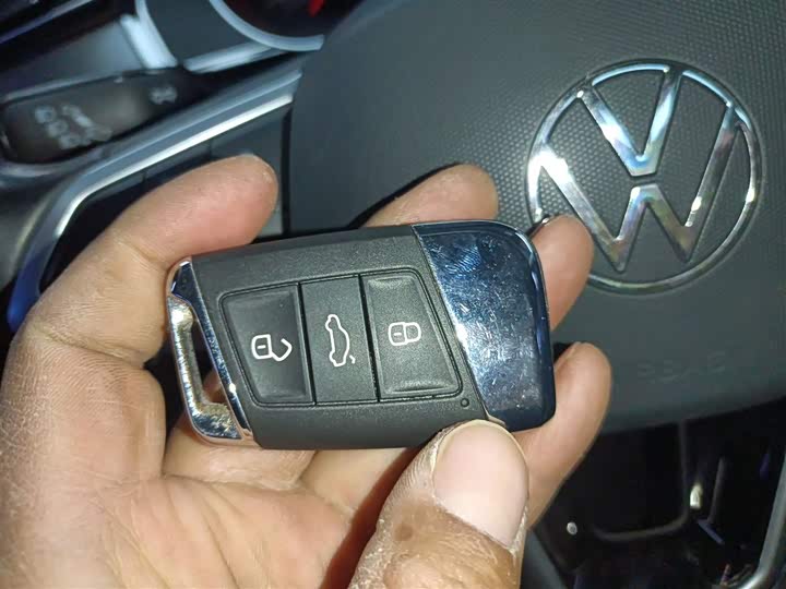 Фото 9 - Volkswagen Magotan