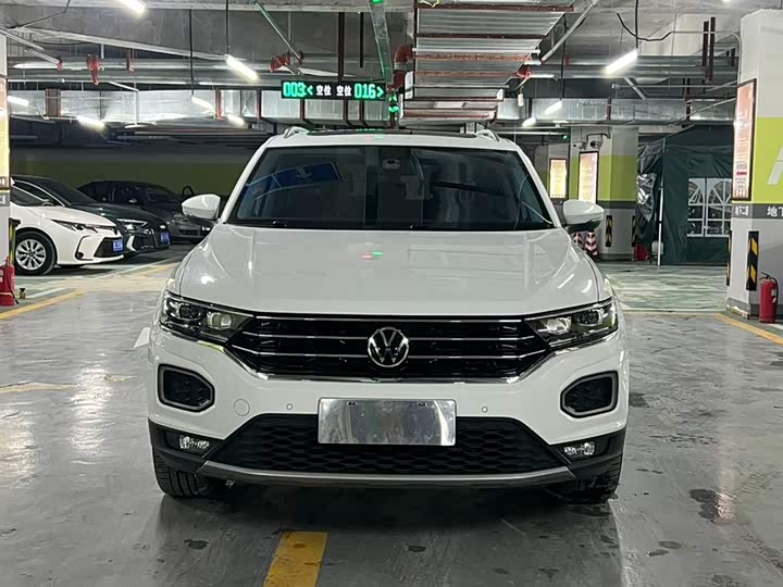 Фото 2 - Volkswagen T-Roc