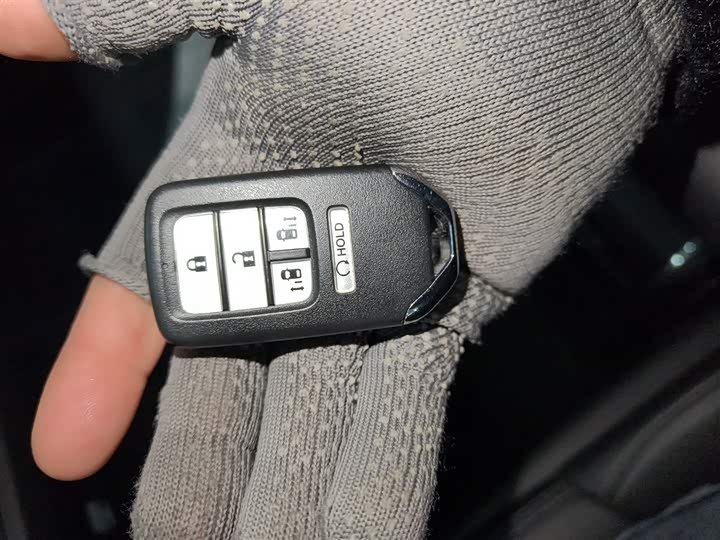 Фото 9 - Honda Odyssey