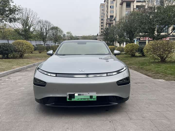 Фото 2 - XPeng P7