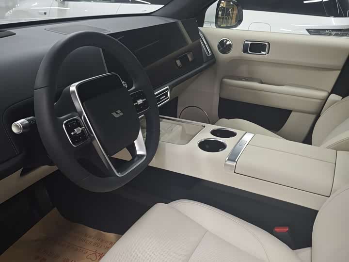 Фото 4 - LiXiang L6