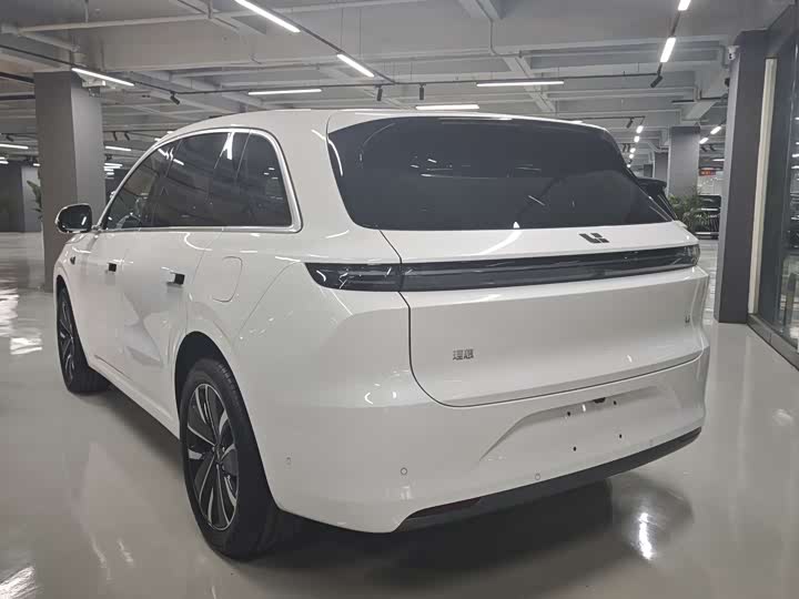 Фото 7 - LiXiang L6