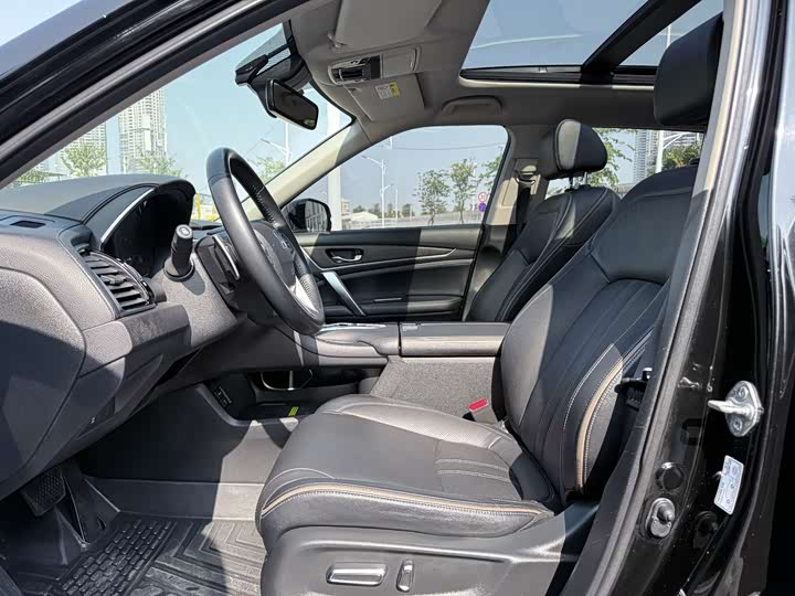 Фото 4 - Honda Avancier