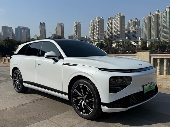 Фото 3 - XPeng G9