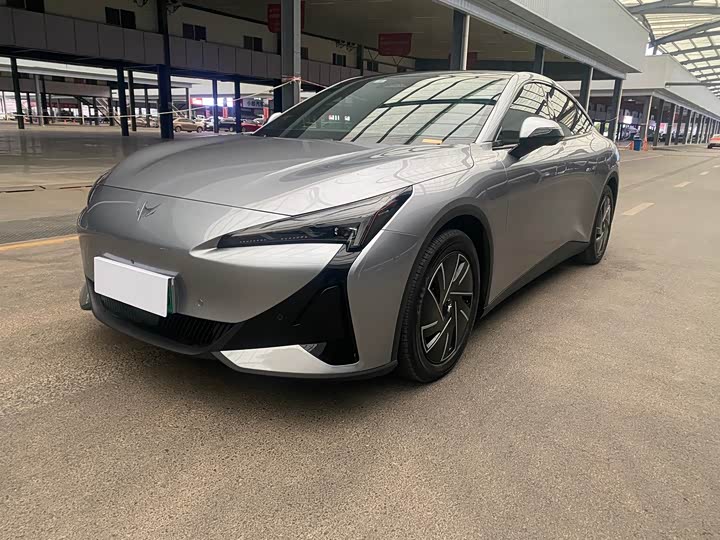 Фото 1 - BAIC Arcfox Alpha S5