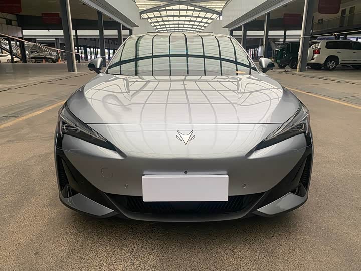 Фото 2 - BAIC Arcfox Alpha S5