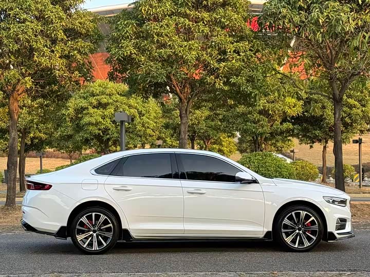 Photo 7 - Geely Preface