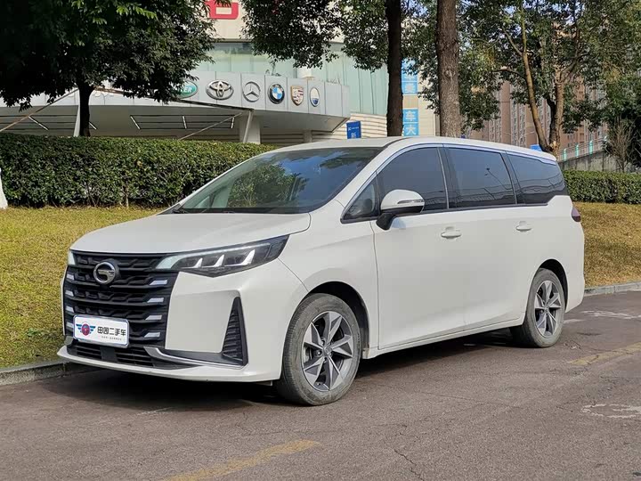 Фото 1 - GAC Trumpchi M6