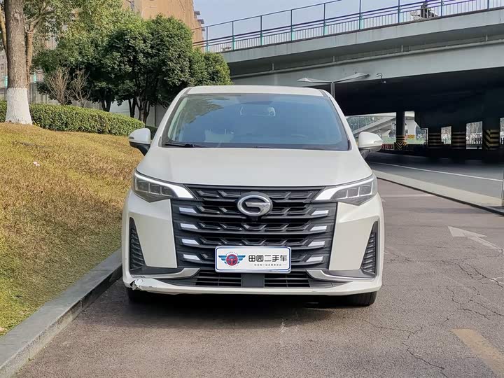 Фото 2 - GAC Trumpchi M6