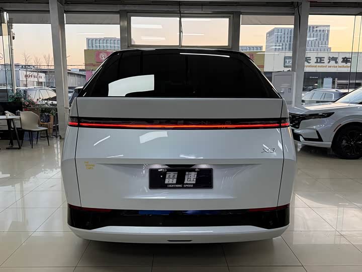 Фото 5 - XPeng X9