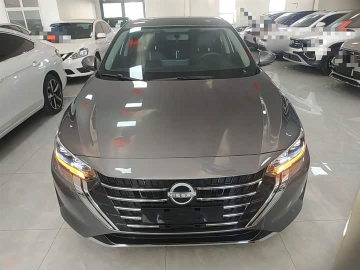 Фото 3 - Nissan Sylphy