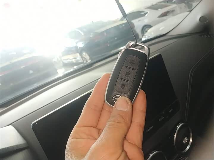 Фото 9 - Nissan Sylphy