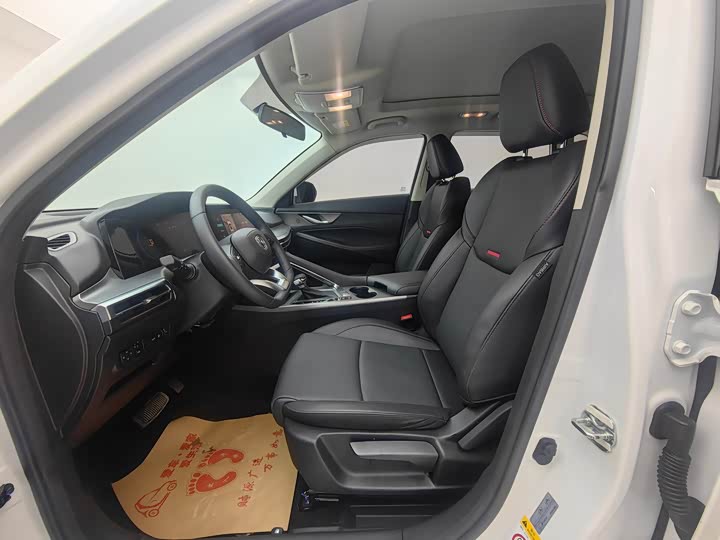 Фото 7 - Changan CS35 Plus