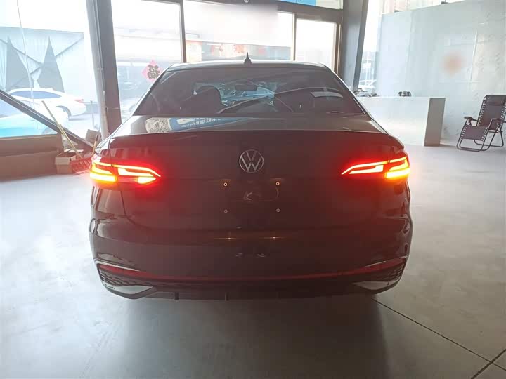 Фото 6 - Volkswagen Lavida