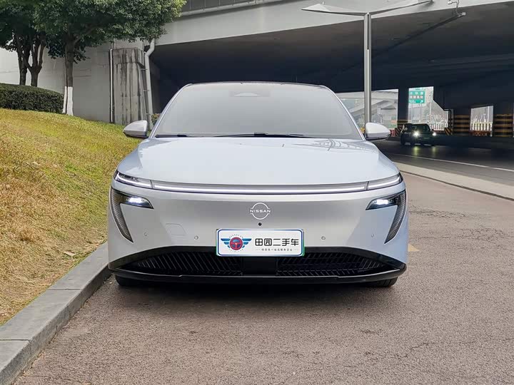 Фото 2 - Nissan N7