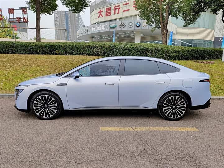 Фото 3 - Nissan N7